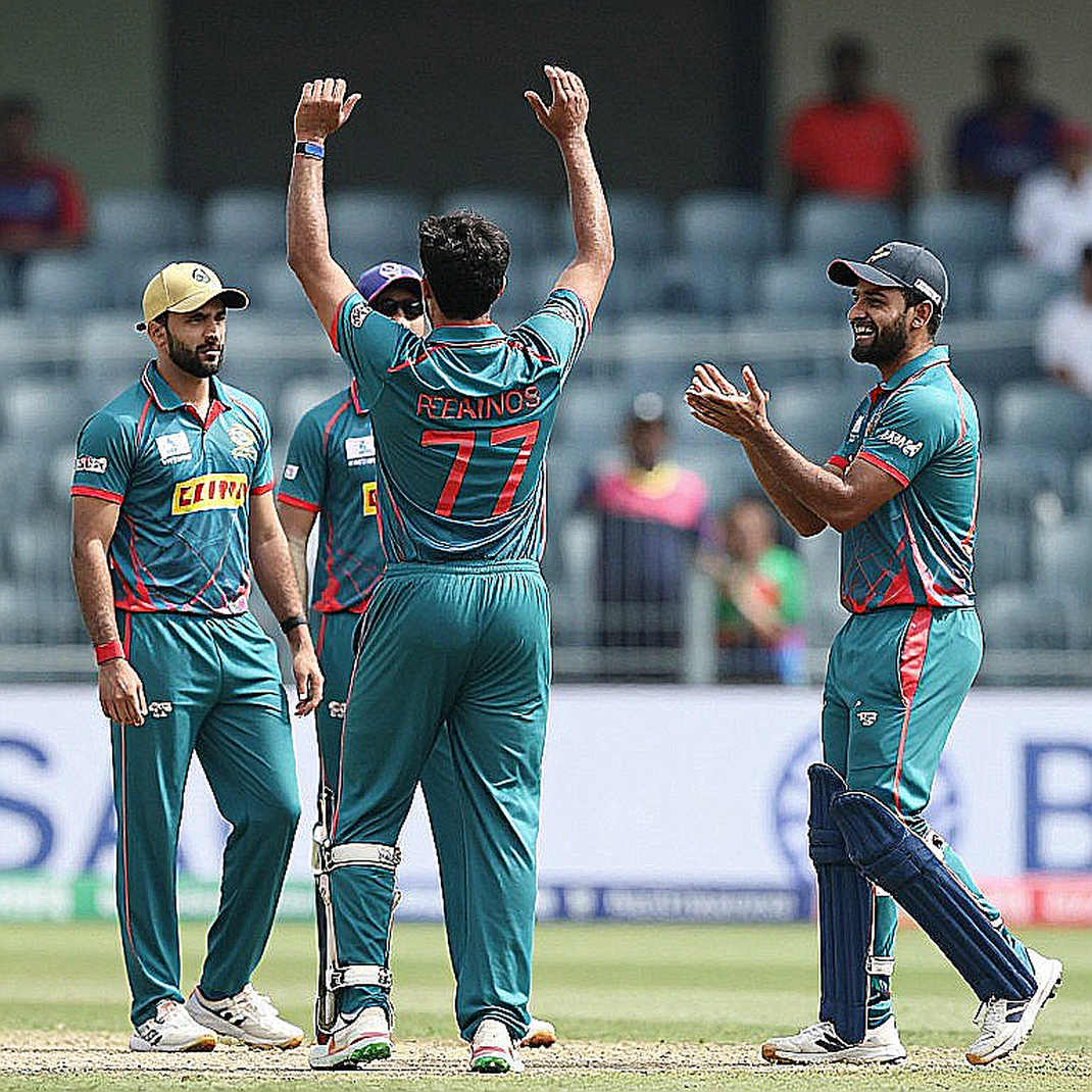 মাঝের ওভারের নীরবতা: বিপিএলের ডট-বল লেজারে যা স্কোরবোর্ড লুকিয়ে রাখে