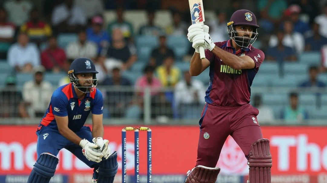 রিভার্স সুইংয়ের রসায়ন: ডারবানের ৬-৪৯ আর জকবেরার মাটিতে লুকিয়ে থাকা ফাঁদ রিভার্স সুইংয়ের রসায়ন: ডারবানের ৬-৪৯ আর জকবেরার মাটিতে লুকিয়ে থাকা ফাঁদ