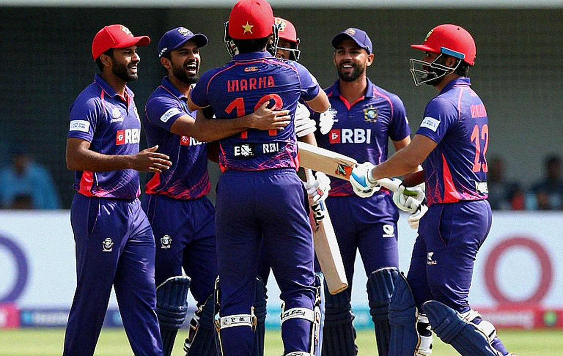 পাকিস্তানের টেস্ট দলে স্পিনের ভার, কিপারের শূন্যতা আর ‘প্রাথমিক’ শব্দটির ফাঁদ