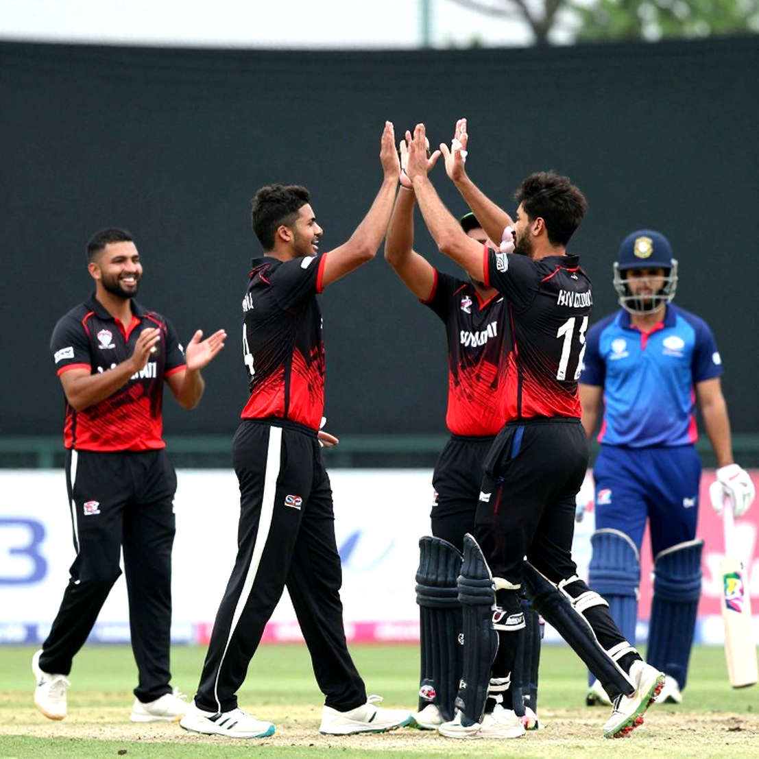 ফ্র্যাঞ্চাইজি ক্রিকেট লিগের প্রকৃত অর্থনীতি: সম্প্রচার স্বত্ব থেকে খেলোয়াড়ি অর্থপ্রদানের ঝুঁকি ফ্র্যাঞ্চাইজি ক্রিকেট লিগের প্রকৃত অর্থনীতি: সম্প্রচার স্বত্ব থেকে খেলোয়াড়ি অর্থপ্রদানের ঝুঁকি