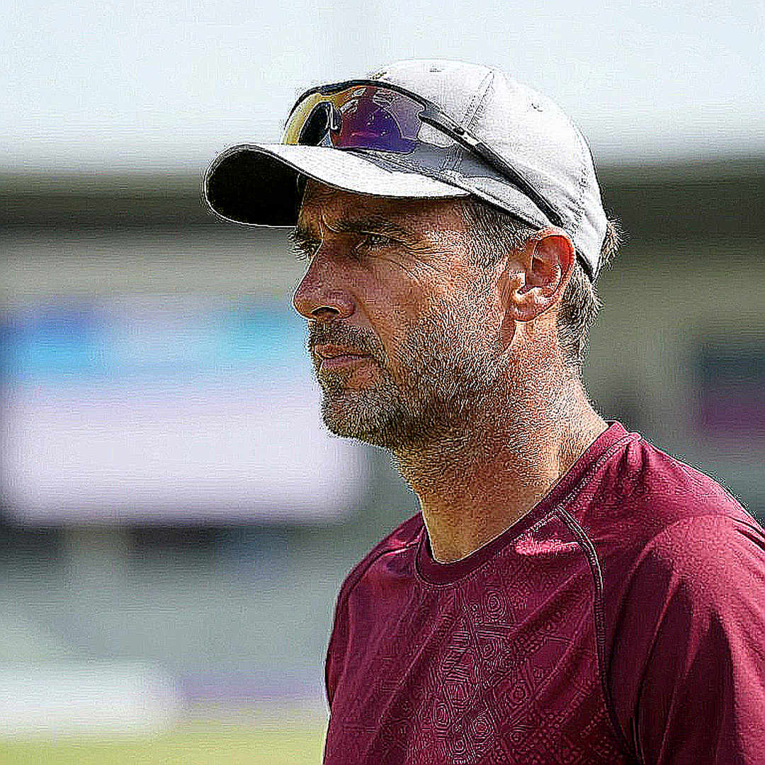 Blockchain Enters Cricket's Transfer Window: Smart Contracts Are Rewriting Ownership, Not Risk Blockchain Enters Cricket's Transfer Window: Smart Contracts Are Rewriting Ownership, Not Risk
