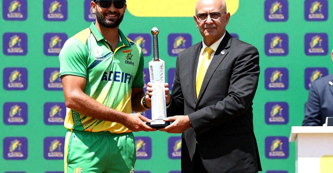 আরাফাত মিনহাসের ফিফটি ও ছয় উইকেট: পাকিস্তানের অলরাউন্ডার-ফাঁক আর উইজডেনের কুইজ-অর্থনীতি আরাফাত মিনহাসের ফিফটি ও ছয় উইকেট: পাকিস্তানের অলরাউন্ডার-ফাঁক আর উইজডেনের কুইজ-অর্থনীতি
