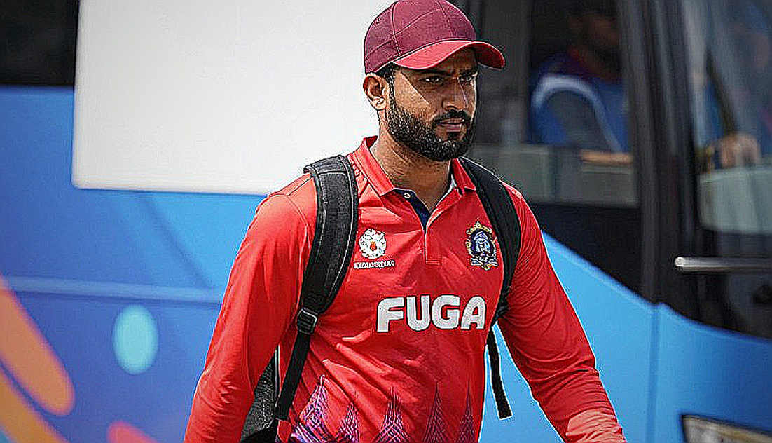 অ্যান্ডারসনের বিদায়: যে প্রশ্নের উত্তর কেউ দেয়নি