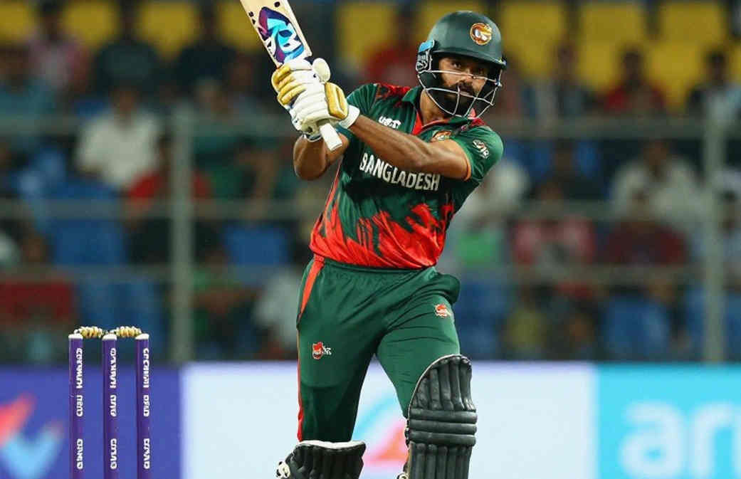 কনকাশনে অনিশ্চিত মমিনুল: সিলেট টেস্টের আগে বাংলাদেশের সামনে ব্যাটিং অর্ডার ভাঙার চাপ কনকাশনে অনিশ্চিত মমিনুল: সিলেট টেস্টের আগে বাংলাদেশের সামনে ব্যাটিং অর্ডার ভাঙার চাপ
