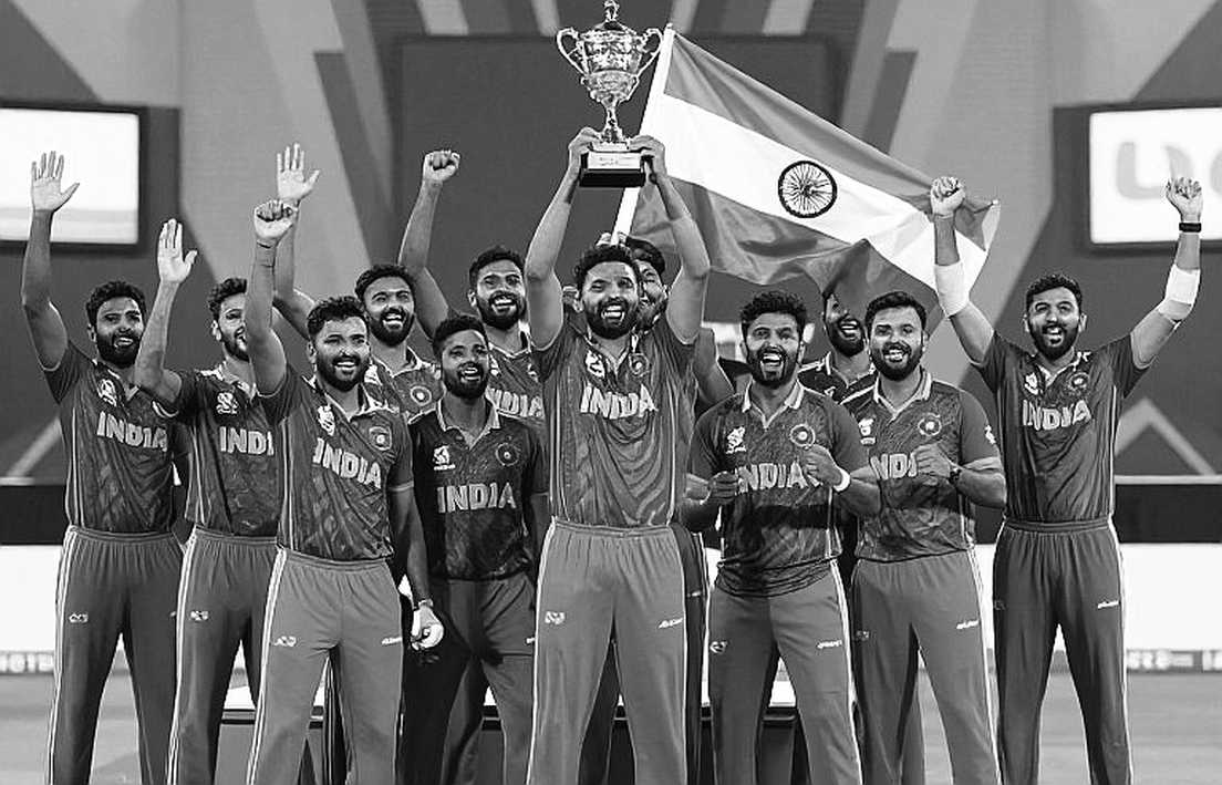 ষোলো হাজার রানের ভেতরে লুকানো তিনটি সংখ্যা