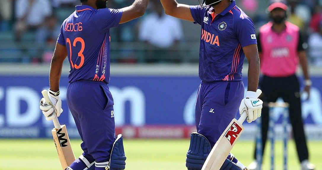 চার রানে থামল ভিক্টোরিয়া, ১৩৪ বছরের রেকর্ড: হোবার্টের ওই শেষ সেশনটি আসলে কী বলছে চার রানে থামল ভিক্টোরিয়া, ১৩৪ বছরের রেকর্ড: হোবার্টের ওই শেষ সেশনটি আসলে কী বলছে