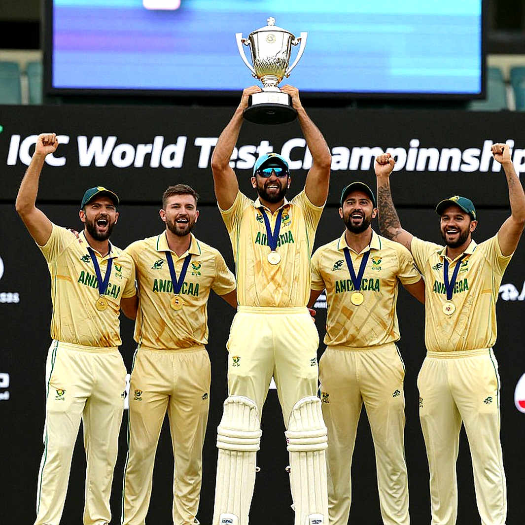 জানুয়ারির ভিড় ও এনওসি-র রাজনীতি: ফ্র্যাঞ্চাইজ ক্রিকেটে দাম ঠিক হয় ক্যালেন্ডারে, ক্যামেরায় নয় জানুয়ারির ভিড় ও এনওসি-র রাজনীতি: ফ্র্যাঞ্চাইজ ক্রিকেটে দাম ঠিক হয় ক্যালেন্ডারে, ক্যামেরায় নয়
